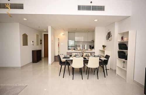 Al Bandar Apartment | 2BR Enchanted Hideaway w/Pool & Gym – Al Raha