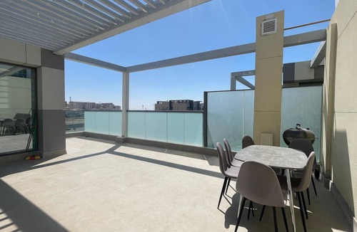 Al Raha Beach Apartment | 3-bedroom apartment in charming Abu Dhabi with AC, WiFi, fitness room