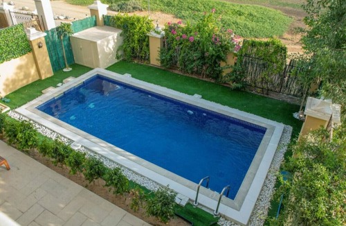 Al Hamra Village Villa | 5 Bedroom Villa with private swimming pool