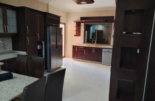 Jordan Apartment | a luxury apartment with an extravagent experience with the quiet neighbourhood
