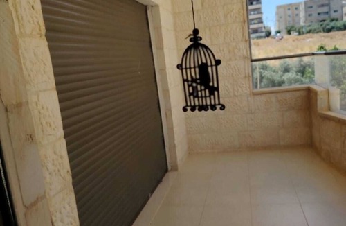 Jordan Apartment | a luxury apartment with an extravagent experience with the quiet neighbourhood