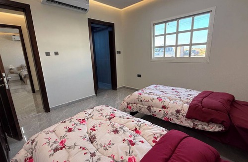 Al Ain Other | Adorable 2-bedroom farmhouse with AC in charming Al Ain
