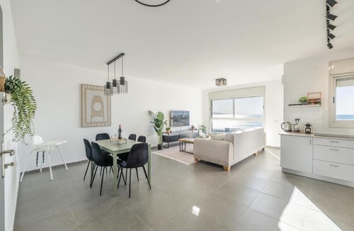 Acre Apartment | Akko's lookout – Old City & Sea View, Floor 9 (12)
