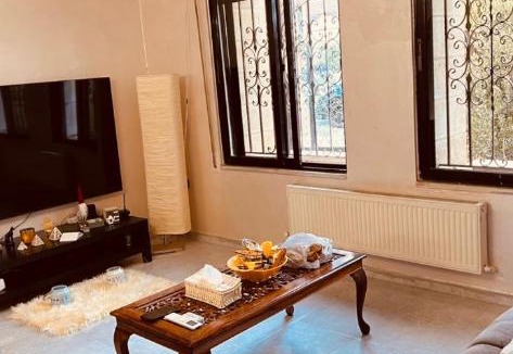 Al Jubeiha Apartment | akwam