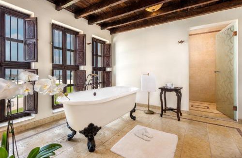 Abu Dhabi Villa | Al Maya Island & Resort