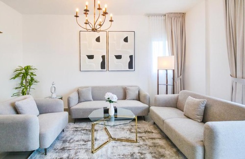 Abu Dhabi Apartment | Al Reef 3BR - Chic Poolside Luxe Retreat