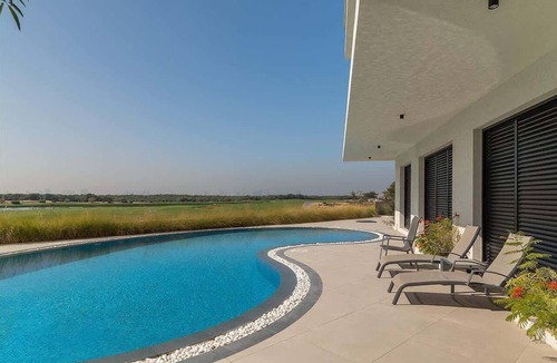 Ajman Apartment | Al Zorah Golf & Lake View Apt W Pool