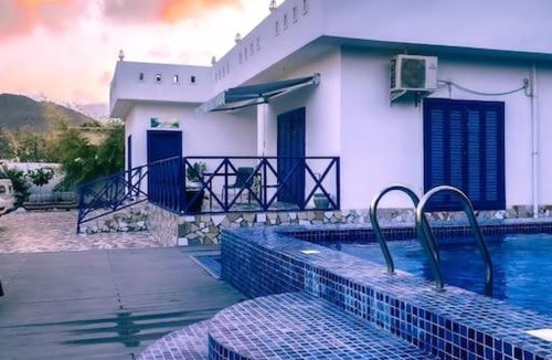 Khor Fakkan Ski Chalet | ALWADI Chalet - Khorfakkan