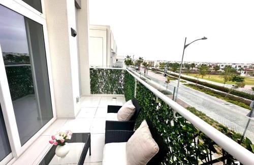 Dubai Apartment | Amazing 1Bedroom Plus Maid in Avencia at Damac Hills 2