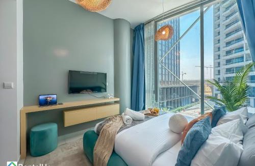 Dubai Marina Apartment | Amazing New Design Flat with Rooftop Pool in Dubai Marina 5 pax