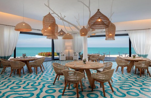 Ghantoot Resort | Anantara Retreat Santorini Abu Dhabi - Adults Only