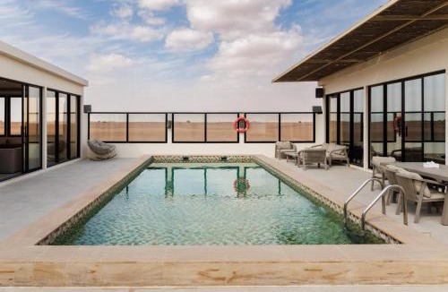 Al Madam Hotel | Aristo Desert