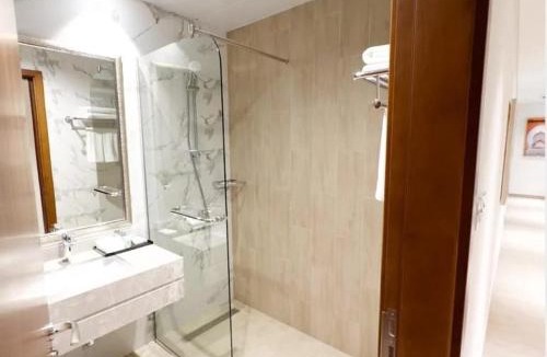 Baniyas East Apartment | BANIYAS PLAZA HOTEL APARTMENTS