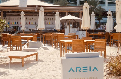 Dubai Marina Apartment | *Beautiful-Beach-Front-Oceanfront- 4-BR- Spacious -Apartment On JBR Walk*
