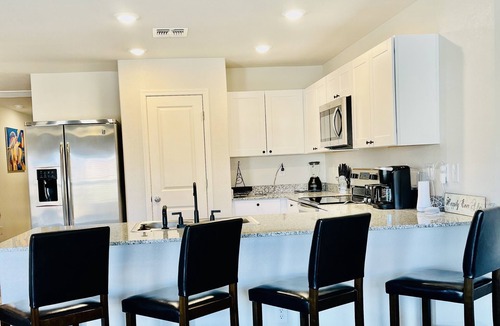 Fort Mohave House | Beautiful New 4 Bedroom, 2 Bath River Getaway Home, close to Casinos