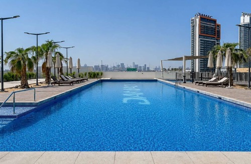 Dubai Apartment | Beautifully Furnished Studio for a Perfect Getaway