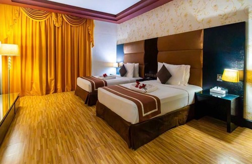 Ras Al Khaimah Hotel | Belvilla Mangrove Waterfront Suites, Ras Al Khaimah