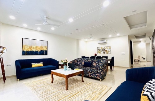 Saket Apartment | BluO Modern 3BHK MAX Saket -Lift, Parking , Balcony.