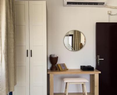 Abu Dhabi Apartment | Boho Chic 1BHK Near Yas Saadiyat and City Center