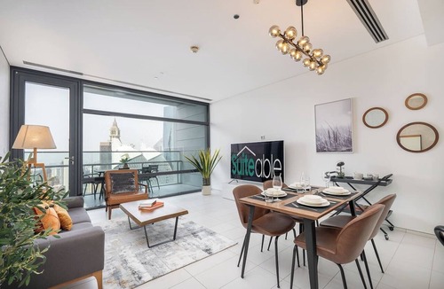 DIFC Apartment | Bright and central Index Tower DIFC by Suiteable