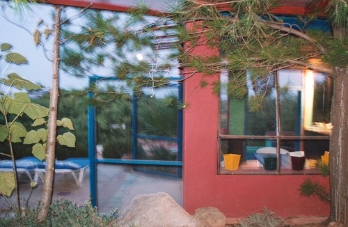 Fonte do Bispo House | Casa do Teatro colourful,cottage,house, pool, WiFi, TV, air-cond., near the sea