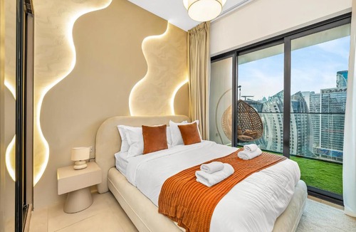 Business Bay Apartment | Casa Tranquila Luxury Suites with Burj Khalifa & Canal Views