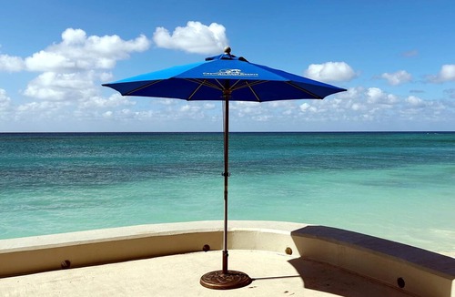 Seven Mile Beach Condo | Cayman Reef Resort 50 - Ocean Oasis