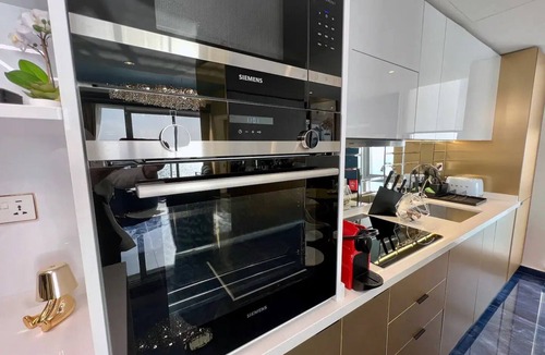 Ras Al Khaimah Apartment | Charming 2-bedroom apartment with WiFi and AC in Ras Al Khaimah