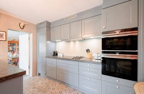 Dippach House | Charming 3BR with Balcony, Yard & Sauna