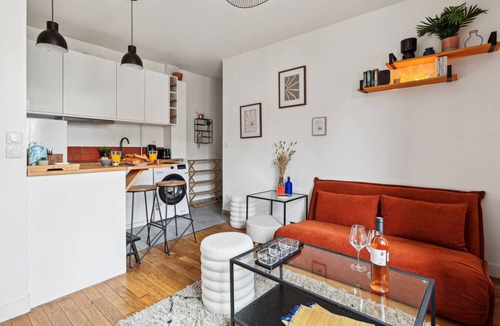 Les Puces de Saint-Ouen Apartment | Charming apartment near Montmartre