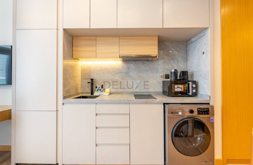 Jumeirah Village Triangle Apartment | Charming Studio with a Skyline View Balcony, Easy Access to Main Roads