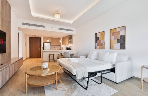 Al Wasl Apartment | Chic 1BR APT with Pool, Gym & Kid's Playground
