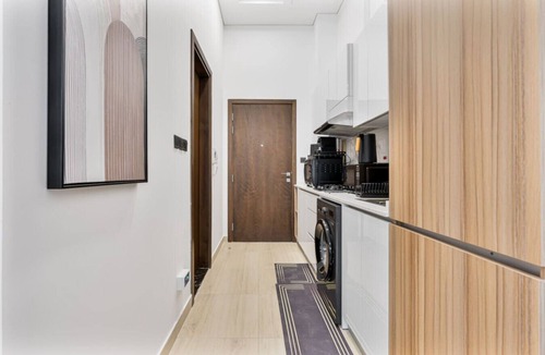 Jumeirah Village Apartment | Chic & Cozy Studio in the Heart of the City
