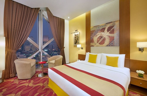 Bur Dubai Hotel | City Seasons Towers