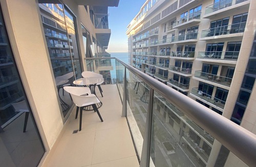 Ras Al Khaimah Apartment | Comfortable 2-bedroom vacation Apartment at Beachfront Marjan Island UAE Living