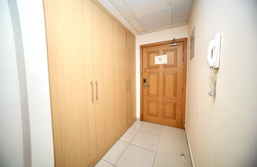 Jumeirah Lake Towers Apartment | Comfortable Apartment in Prime Location, right opposite Marina Mall.