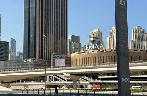 Jumeirah Lake Towers Apartment | Comfortable Apartment in Prime Location, right opposite Marina Mall.