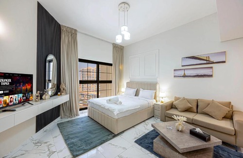 Dubai Apartment | Comfortable Studio with Dubailand Vibes