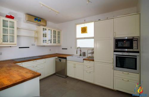 Al Wathba Apartment | Cozy Studio Chalets