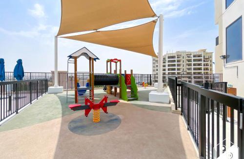 Al Hamra Village Apartment | Cozy Studio in RAK l Marina Views , Pool & Gym