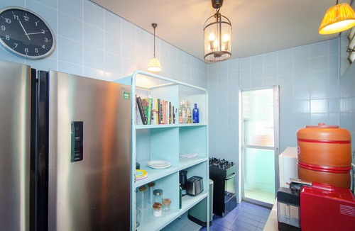 Prado Apartment | Cozy Urban Retreat in the heart of Belo Horizonte.Spacious, big balcony and sun!