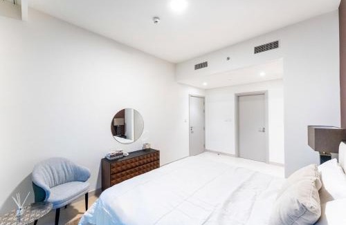 Madinat Zayed Apartment | Creek palace residence by Hogar