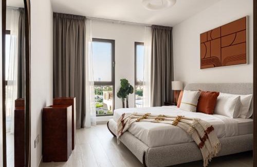 Umm Suqeim 3 Apartment | Designer 1BR with Skyline View in MJL - Near Iconic Burj Al