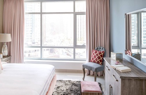 Al Sufouh 2 Apartment | Dream Inn - Glamorous Apartment - Marina View