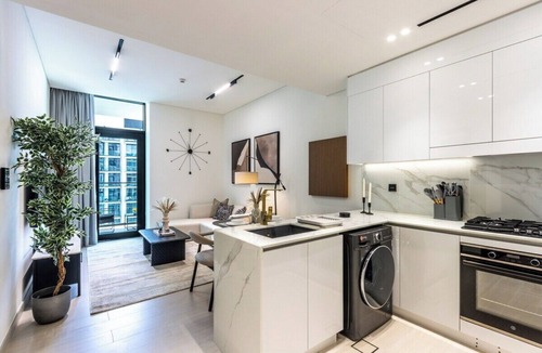 Jumeirah Village Circle Apartment | Elegant 1BR with Balcony & Skyline Views