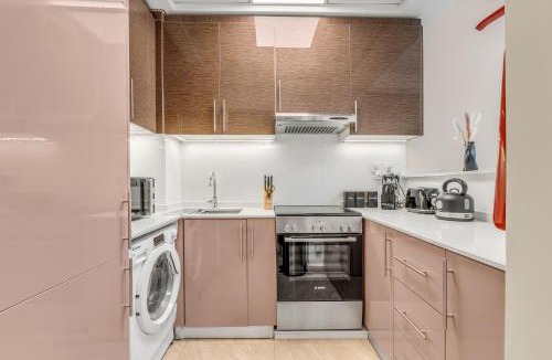 Al Barsha Apartment | Elegant & Bright 1BDR Apartment in Samana Greens in Arjan