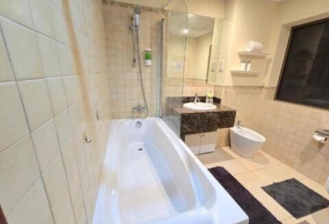 Madinat Zayed Hostel | Emirat Premium DxB