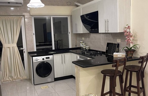 Al Jubeiha Apartment | Exquisite 2-bedroom 5 min to Al-Kalouty Mosque in Al Rabieh Amman with AC, Wi-Fi