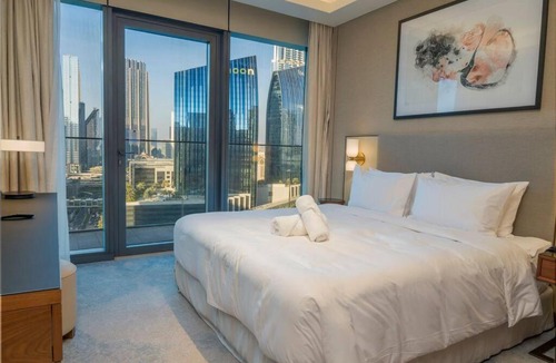 Downtown Dubai Apartment | Family 3BR Flat Free Parking, Gym, Pool & Burj Views