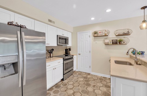 Bethany Beach Condo | Family Friendly Lakeview Upper Vista in Sea Colony West